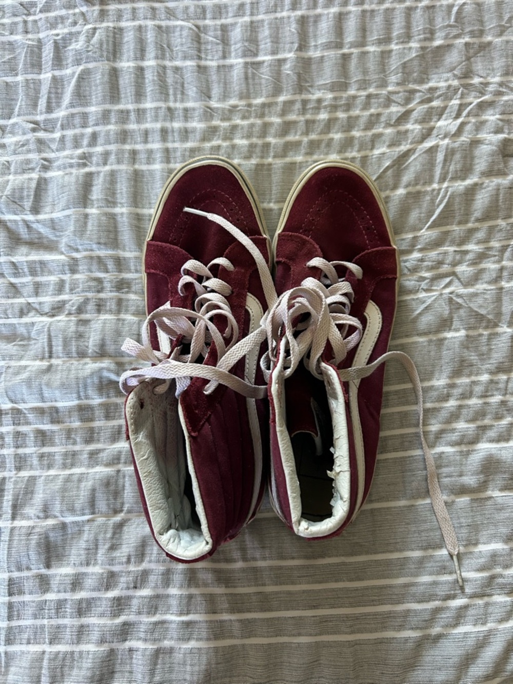 Classic High-Top Canvas Sneakers in Burgundy